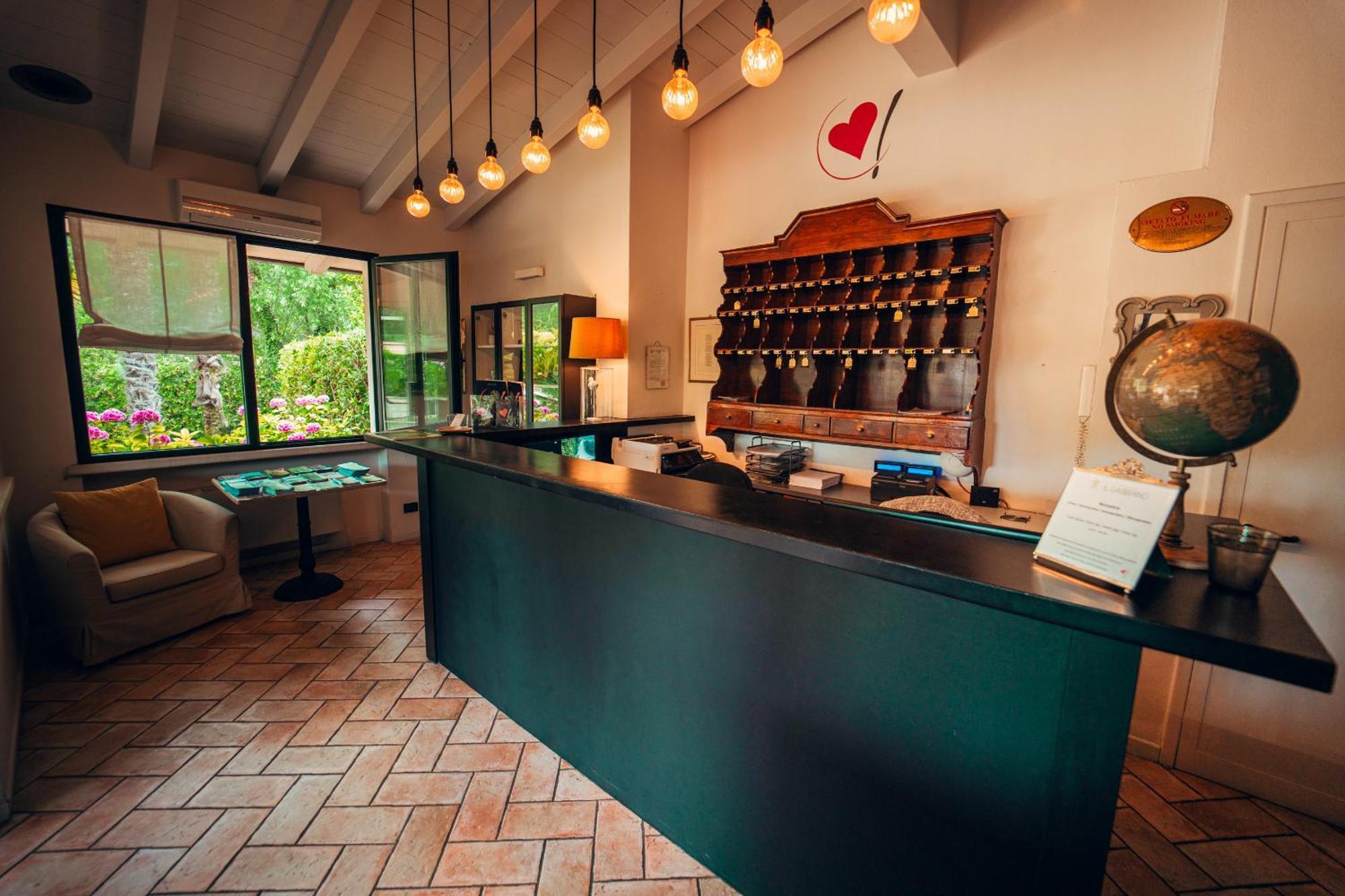 Park Residence Il Gabbiano Moniga del Garda Екстериор снимка
